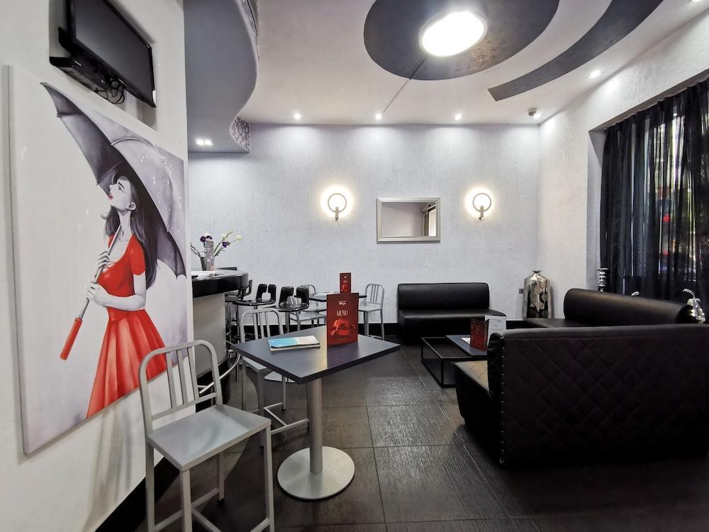 בוקרשט Central Park View Apartments מראה חיצוני תמונה
