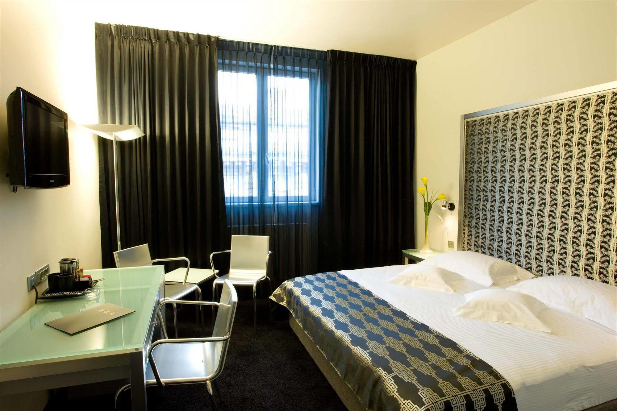 בוקרשט Central Park View Apartments מראה חיצוני תמונה