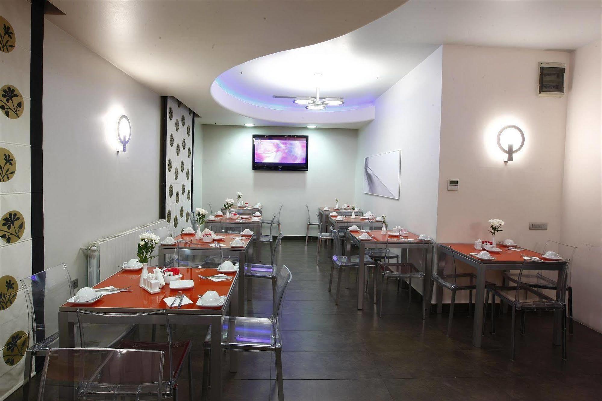 בוקרשט Central Park View Apartments מראה חיצוני תמונה