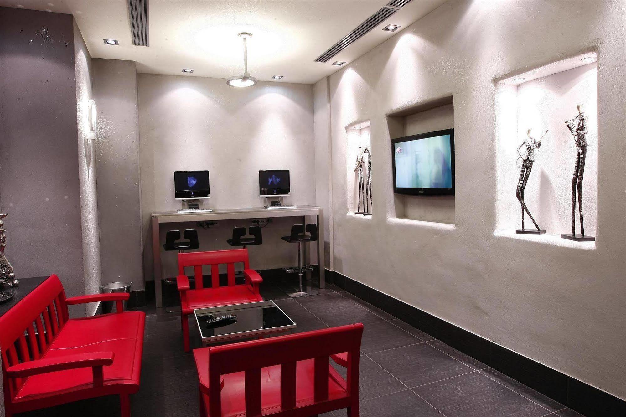 בוקרשט Central Park View Apartments מראה חיצוני תמונה
